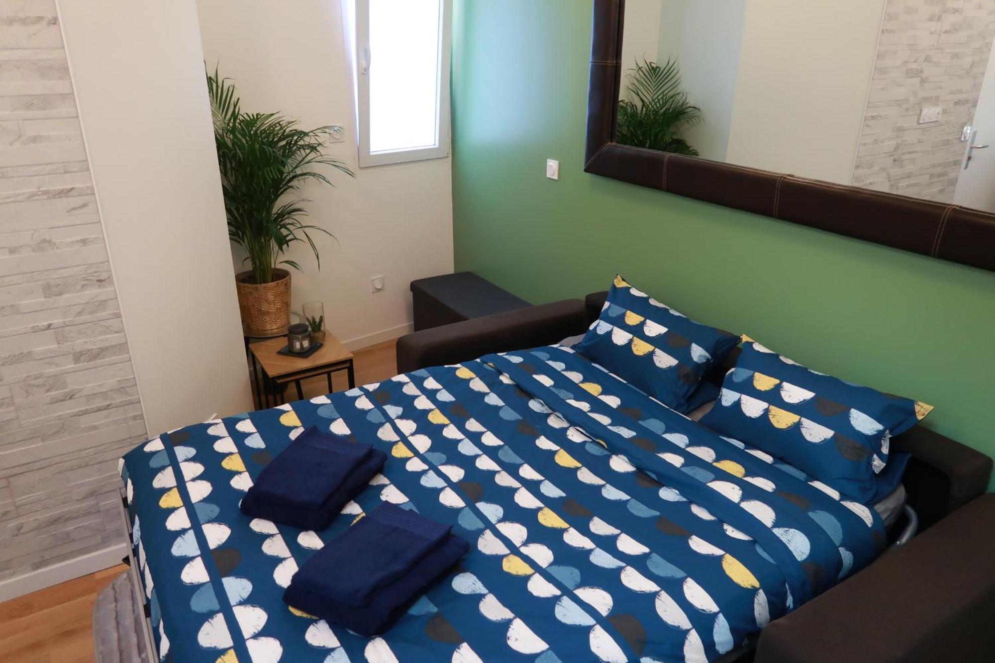 Duplex Cosy A 7 Minutes A Pied Du Rer Nanterre Ville 외부 사진